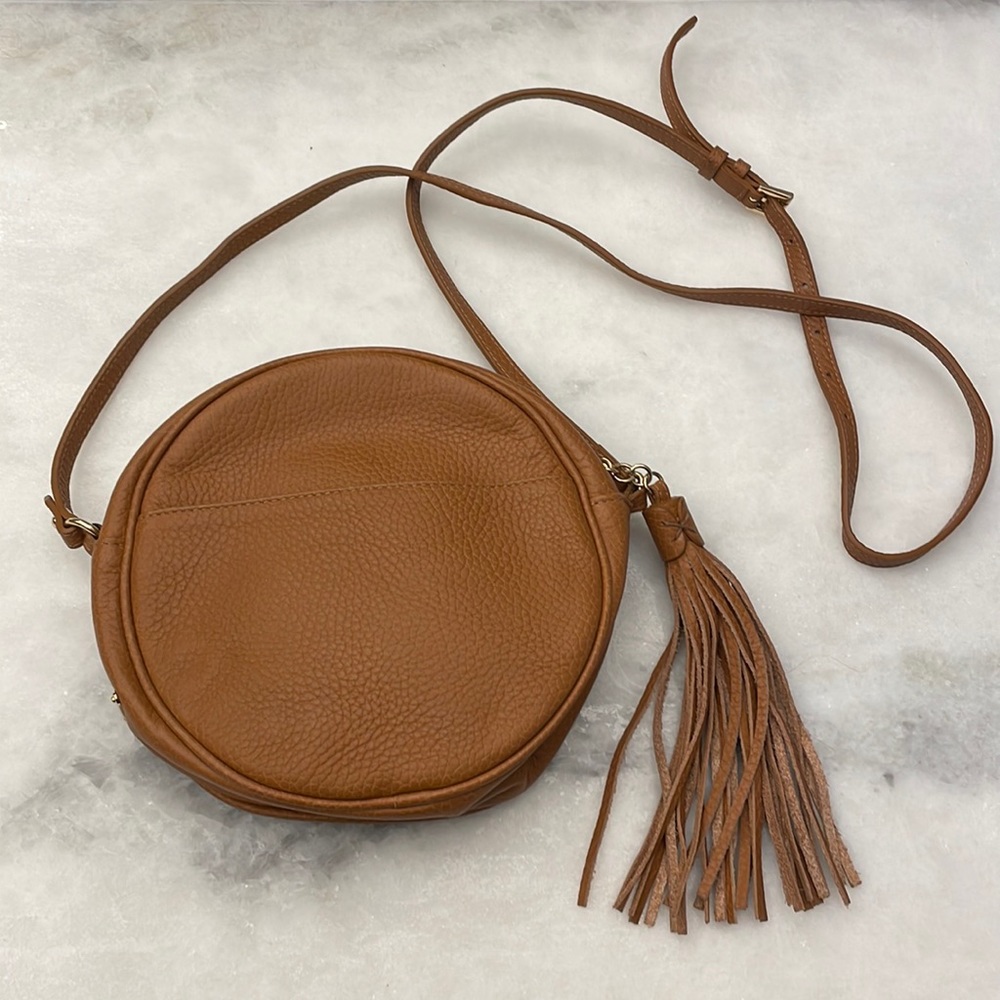 Gigi New York Round Crossbody